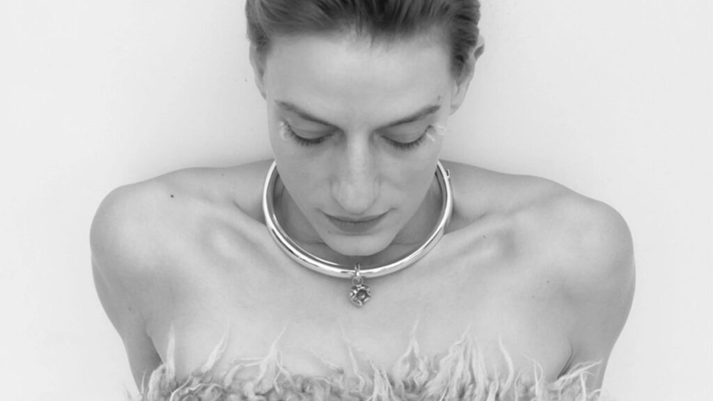 Trendovi nakita za jesenzimu 2025