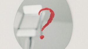 Istražili smo: Da li nega i kupovina beauty proizvoda psihološki utiču na nas