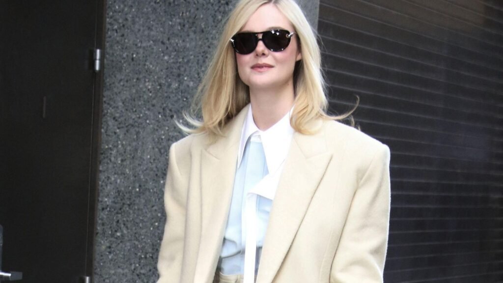 Kopiramo stil Elle Fanning