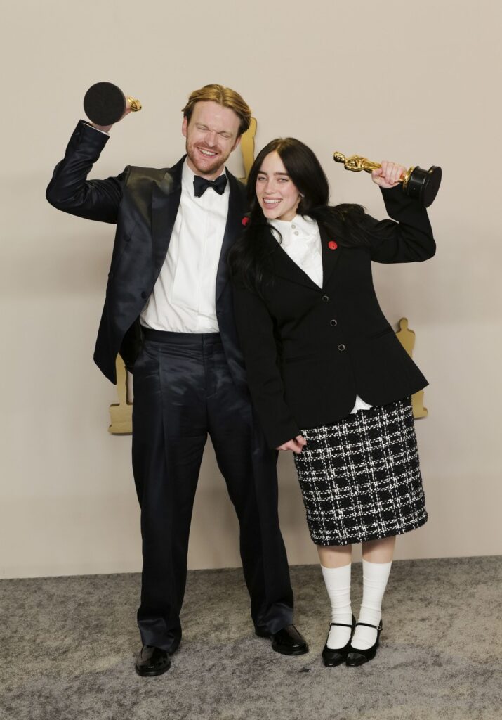 Billie Eilish i konstrukcija modnog autoriteta