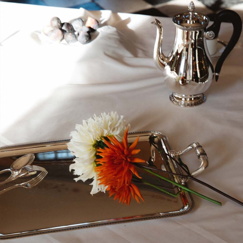 Poklonite luksuz – darujte umetnost i tradiciju