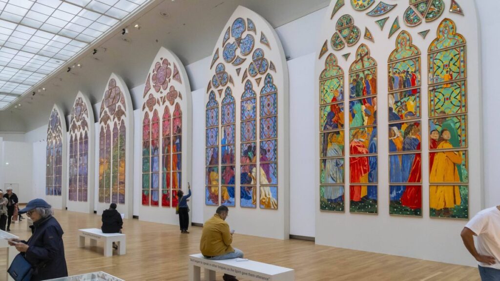 Claire Tabouret predstavlja nove vitraže katedrale Notre Dame