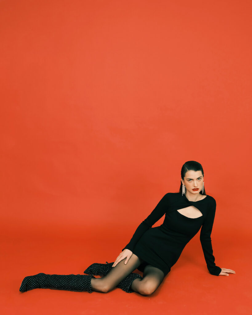 Unapologetic: Elegancija bez kompromisa