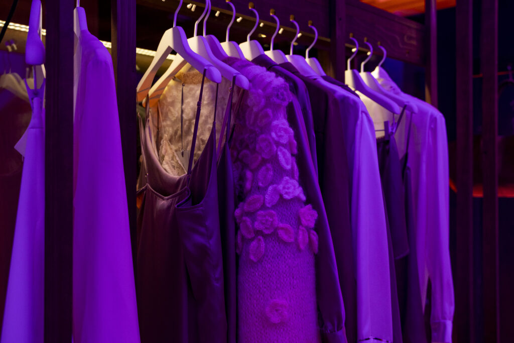 Veče posvećeno svili,mirisima i ženama koje biraju kvalitet