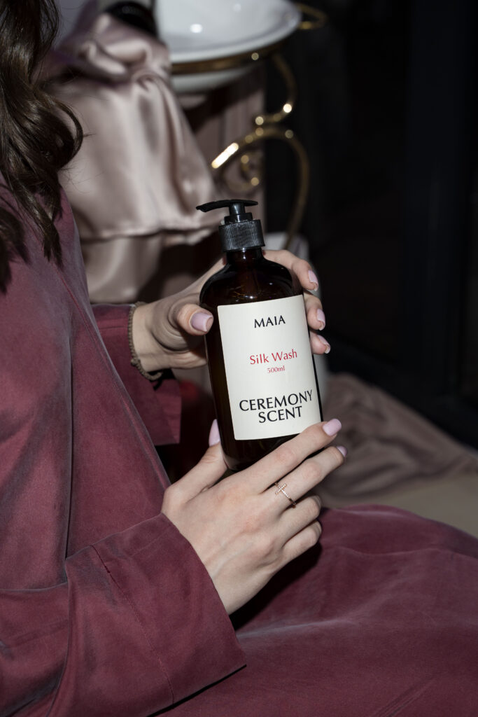 Veče posvećeno svili,mirisima i ženama koje biraju kvalitet