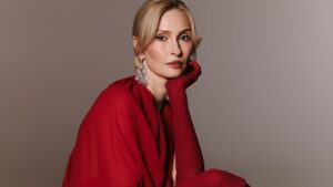 Viktoria Volkova: Lady in Red