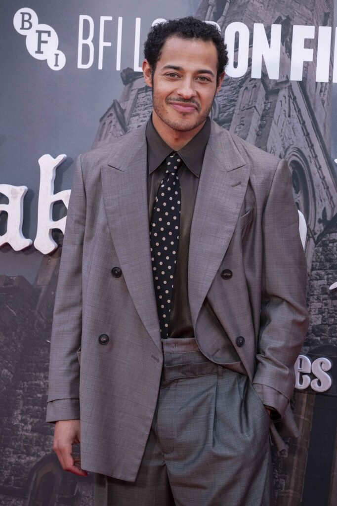 Wake Up Dead Man Vodič kroz glumačku ekipu
Daryl McCormack kao Cy Draven