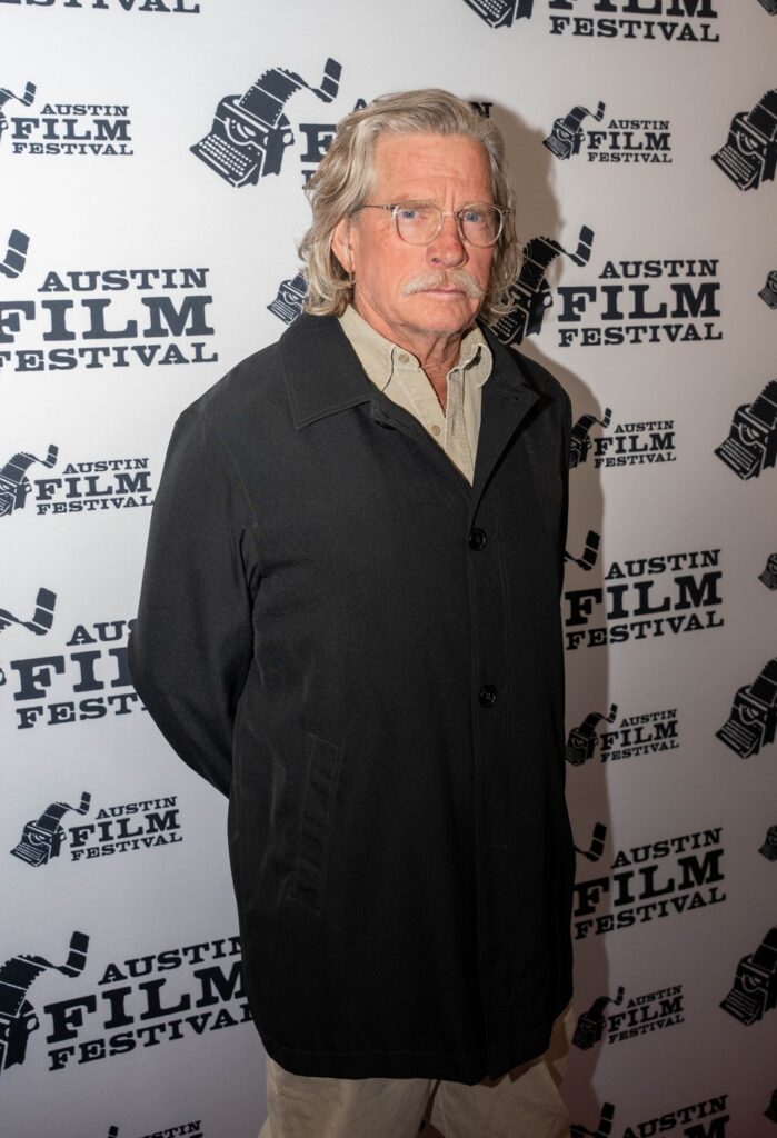 Wake Up Dead Man Vodič kroz glumačku ekipu
Thomas Haden Church kao Samson Holt