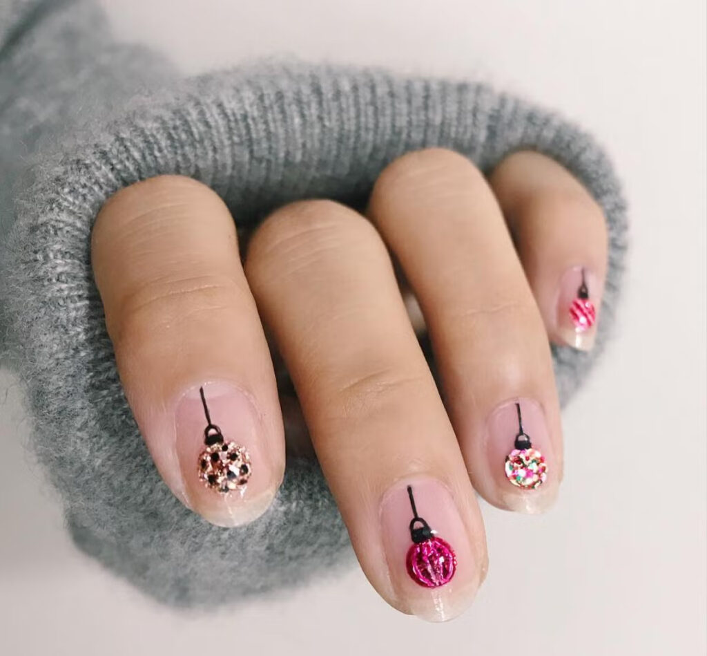 Praznični manikir: 12 ideja koje obožavamo