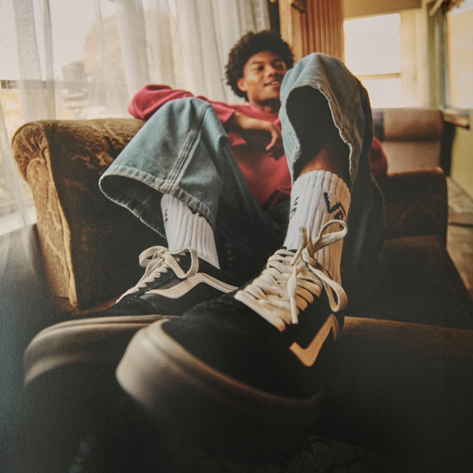 Kada se kombinuju sa odećom i aksesoarima koji reflektuju vaš identitet, Vans postaje mnogo više od obuće.