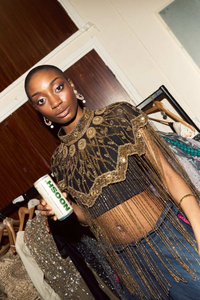 Paris Runway Official odabrao 5 mladih dizajnera za predstavljanje na otvaranju London Fashion Weeku