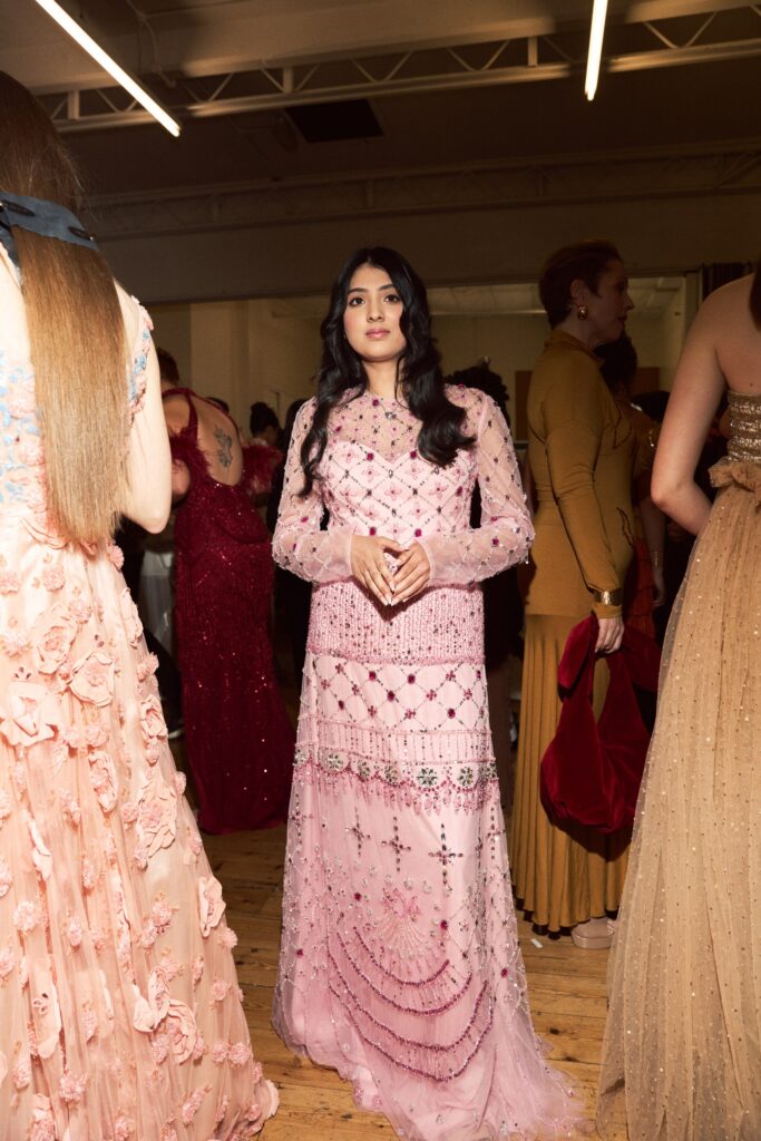 Paris Runway Official odabrao 5 mladih dizajnera za predstavljanje na otvaranju London Fashion Weeku