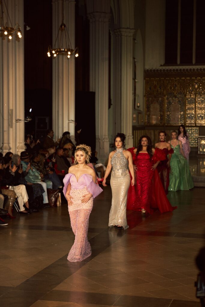 Paris Runway Official odabrao 5 mladih dizajnera za predstavljanje na otvaranju London Fashion Weeku