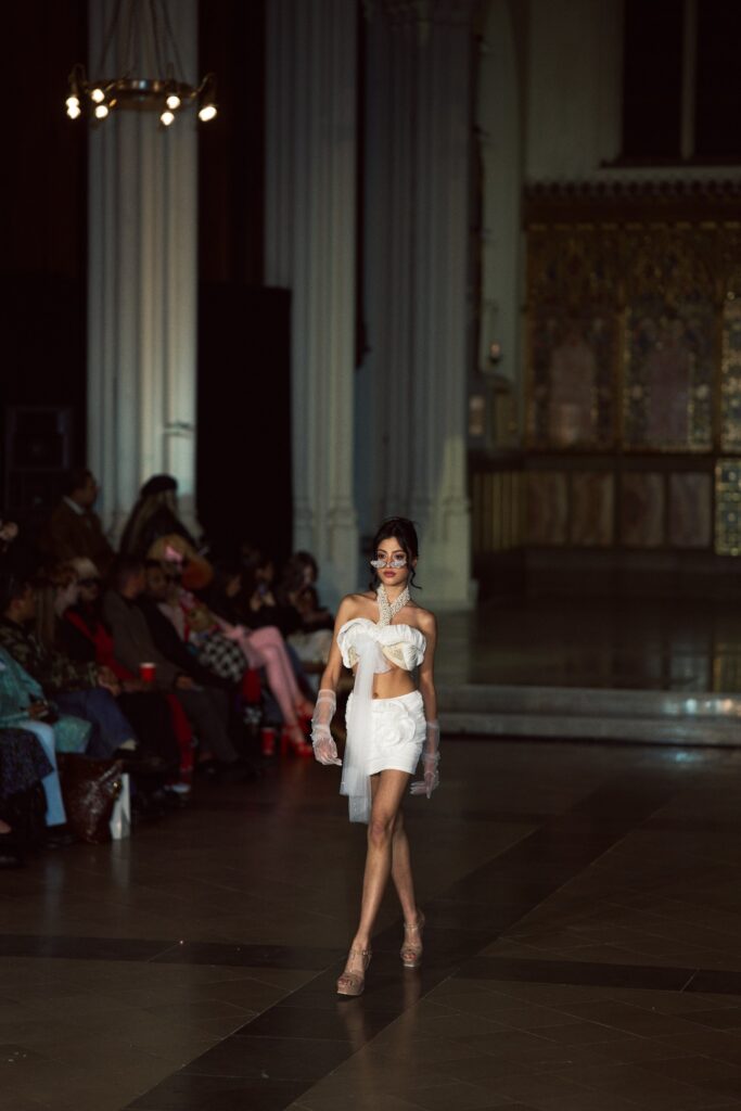 Paris Runway Official odabrao 5 mladih dizajnera za predstavljanje na otvaranju London Fashion Weeku