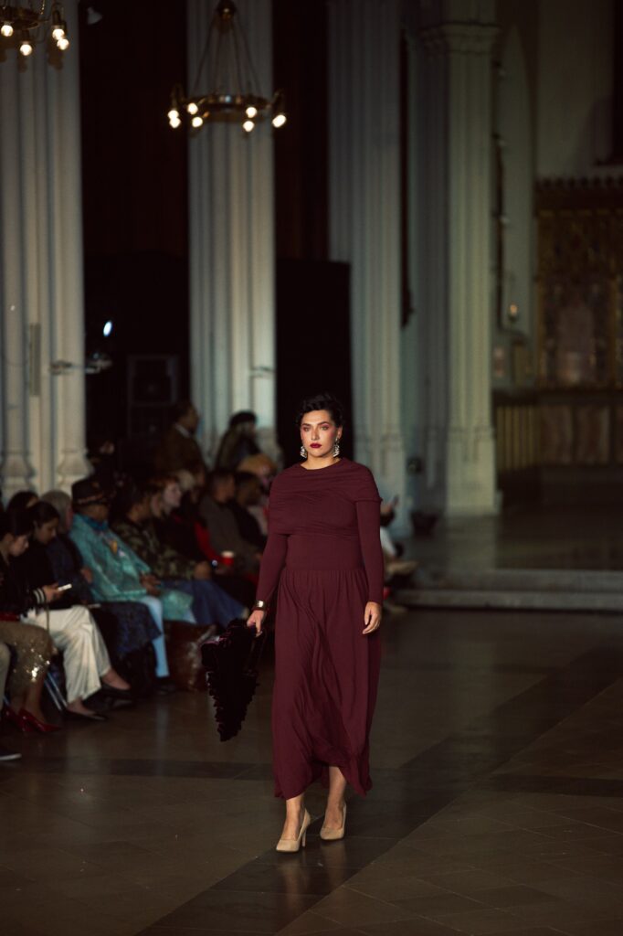 Paris Runway Official odabrao 5 mladih dizajnera za predstavljanje na otvaranju London Fashion Weeku