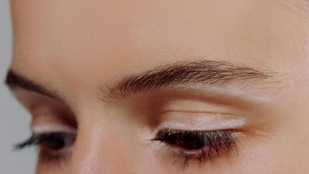 10 načina da izgladite bore na čelu (Da, moguće je)