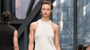 Zašto kasne 90-te vladaju modnim pistama ove sezone