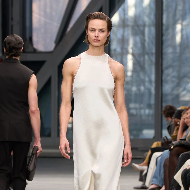 Zašto kasne 90-te vladaju modnim pistama ove sezone