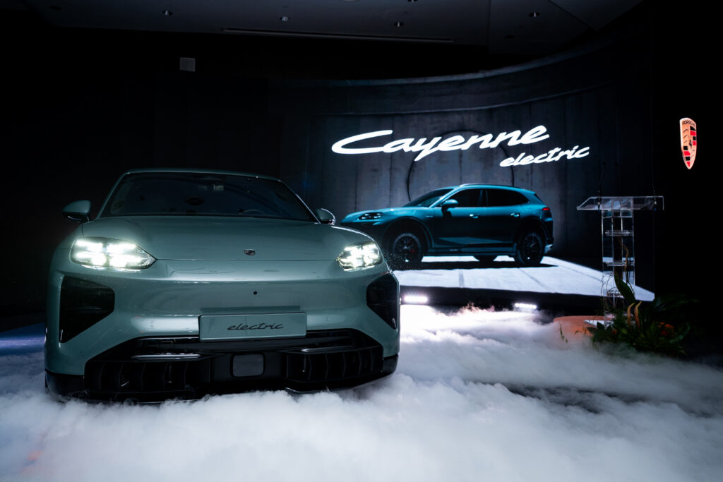 Porsche predstavio Cayenne Electric na ekskluzivnom  događaju u Beogradu
Cayenne Electric predstavlja sledeću fazu evolucije modela koji već decenijama postavlja standarde u segmentu luksuznih SUV vozila