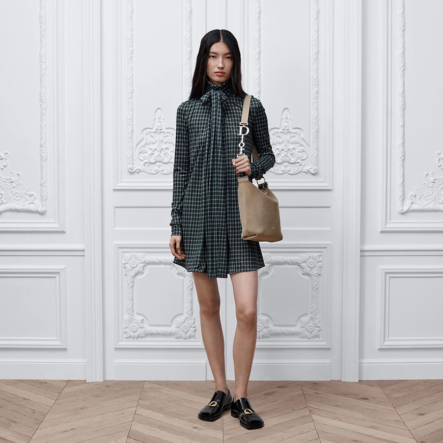 Upoznajete Diorly — novu siluetu kuće Dior