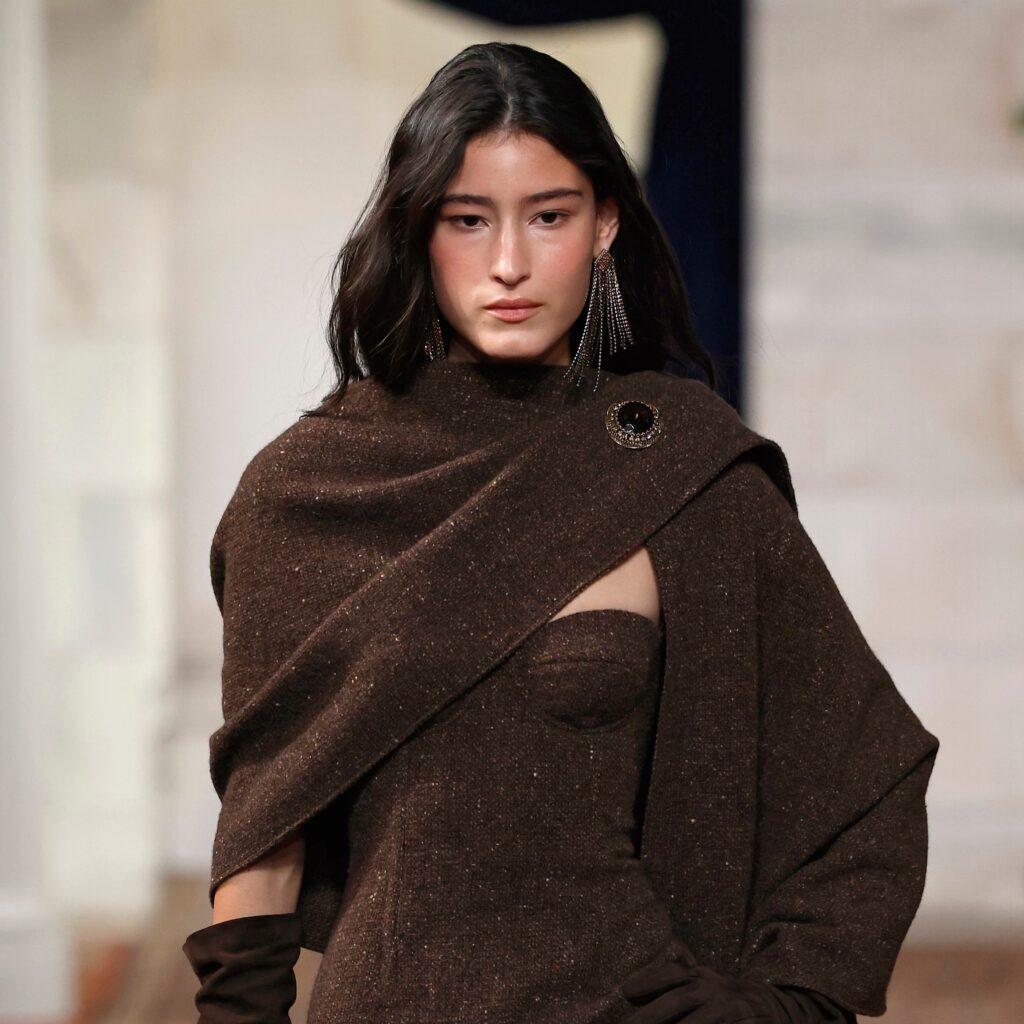 Broševi se vraćaju u modu Aksesoar koji će obeležiti 2026.