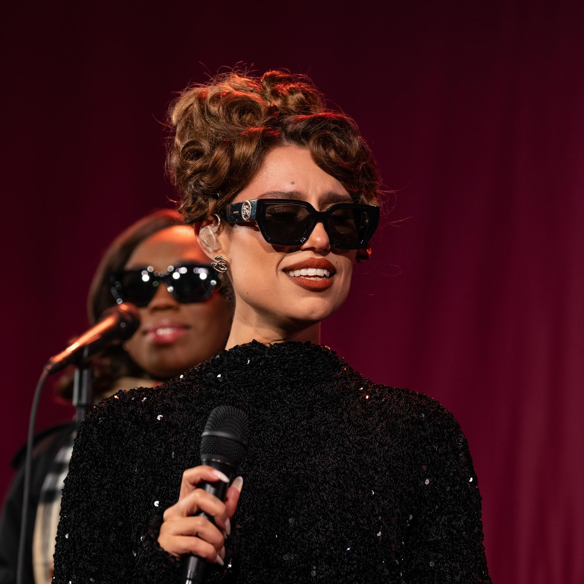 Smeđa kosa dobija novi sjaj Trendovi koji vladaju ovog proleća