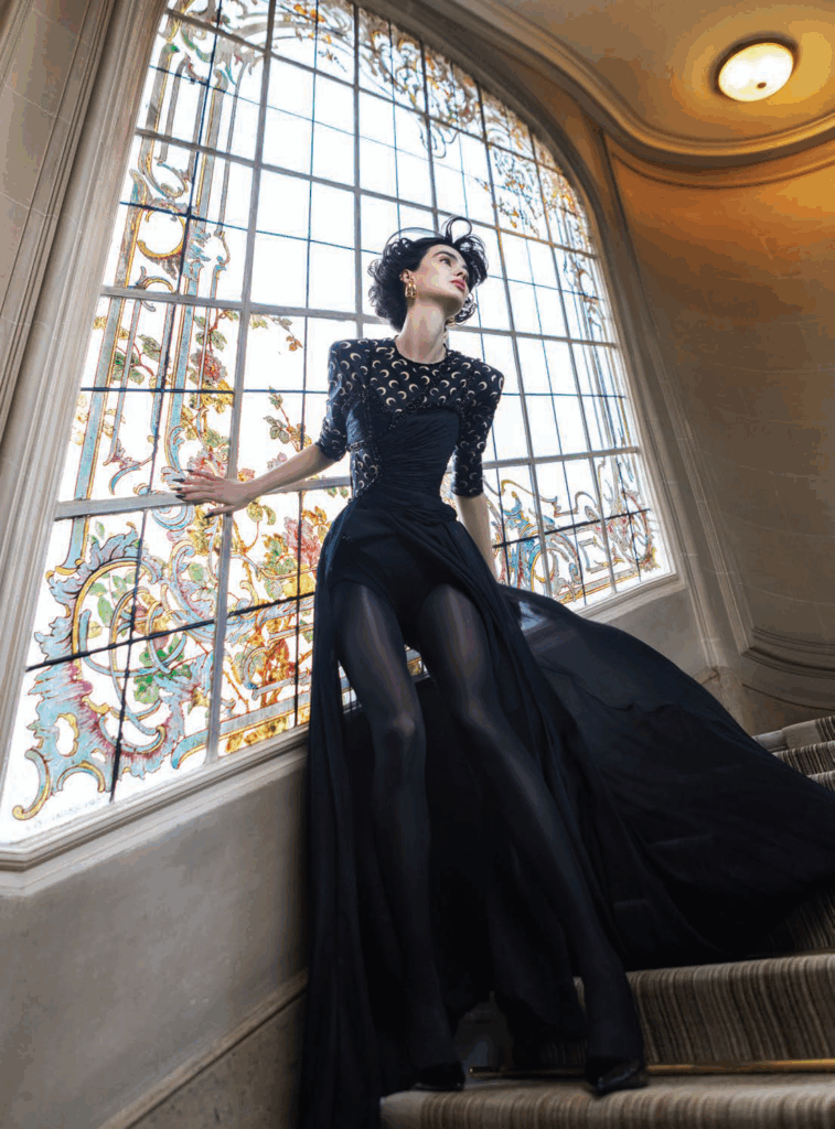 BAZAAR editorial: Pariski Eho
Haljina TONY WARD; 
Top MARINE SERRE; 
Carape CALZEDONIA; 
Donji veš WOLFORD;
 Cipele CHRISTIAN LOUBOUTIN; 
Minđuše FLORENCE MOORHEAD