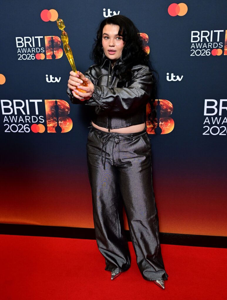 Crveni tepih BRIT Awards 2026: Moda u prvom planu
