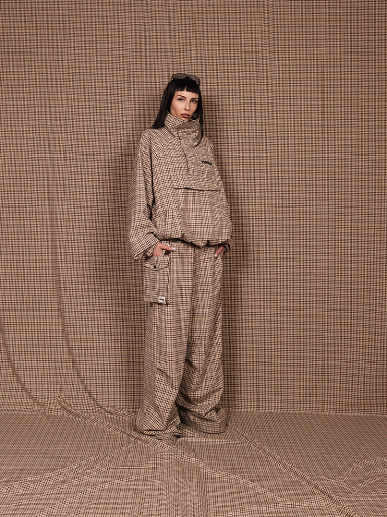 IVICA je novi street style brend koji donosi svežu energiju, limitirane dropove i autentičan izraz za generaciju koja modu vidi kao identitet.