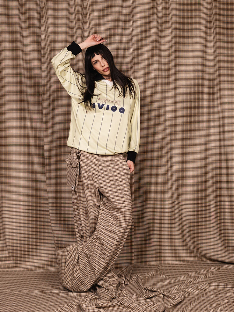 IVICA je novi street style brend koji donosi svežu energiju, limitirane dropove i autentičan izraz za generaciju koja modu vidi kao identitet.