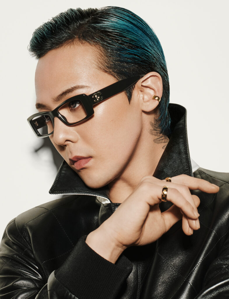 CHANEL Eyewear SS26 Sve počinje od pogleda
Nicole Kidman, G-Dragon, Pedro Pascal, Lily-Rose Depp i Ayo Edebiri u novoj viziji za SS26 sezonu