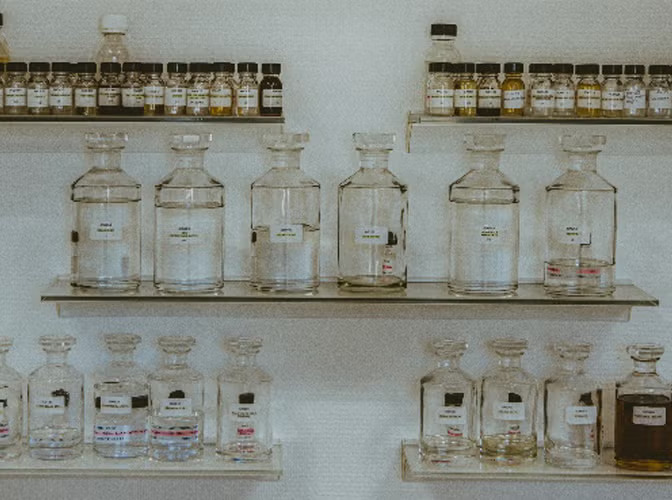 L'Oréal je zvanično preuzeo Kering Beauté za 4,6 milijardi USD
Strateški savez uključuje House of Creed i ekskluzivne 50-godišnje licence za Balenciaga i Bottega Veneta