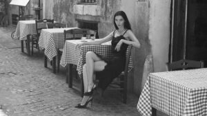 Mariacarla Boscono utelovljuje duh Dolce & Gabbana