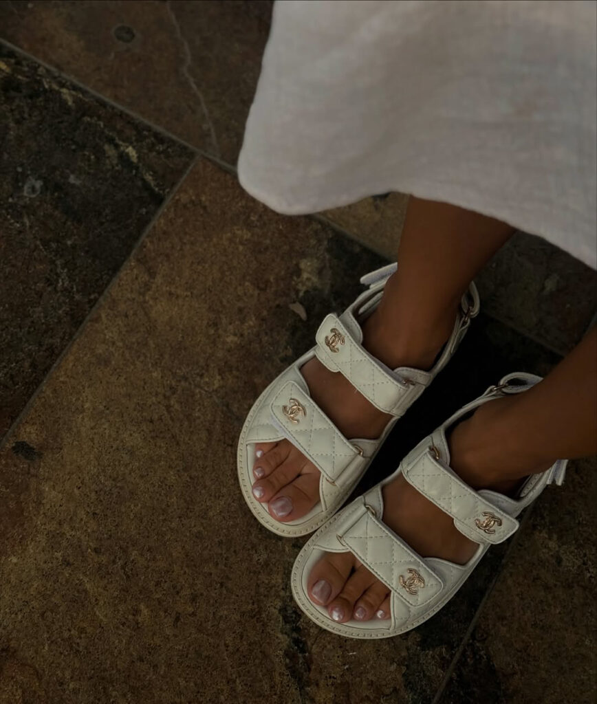 Chrome pedikir: Trend visokog sjaja koji osvaja internet