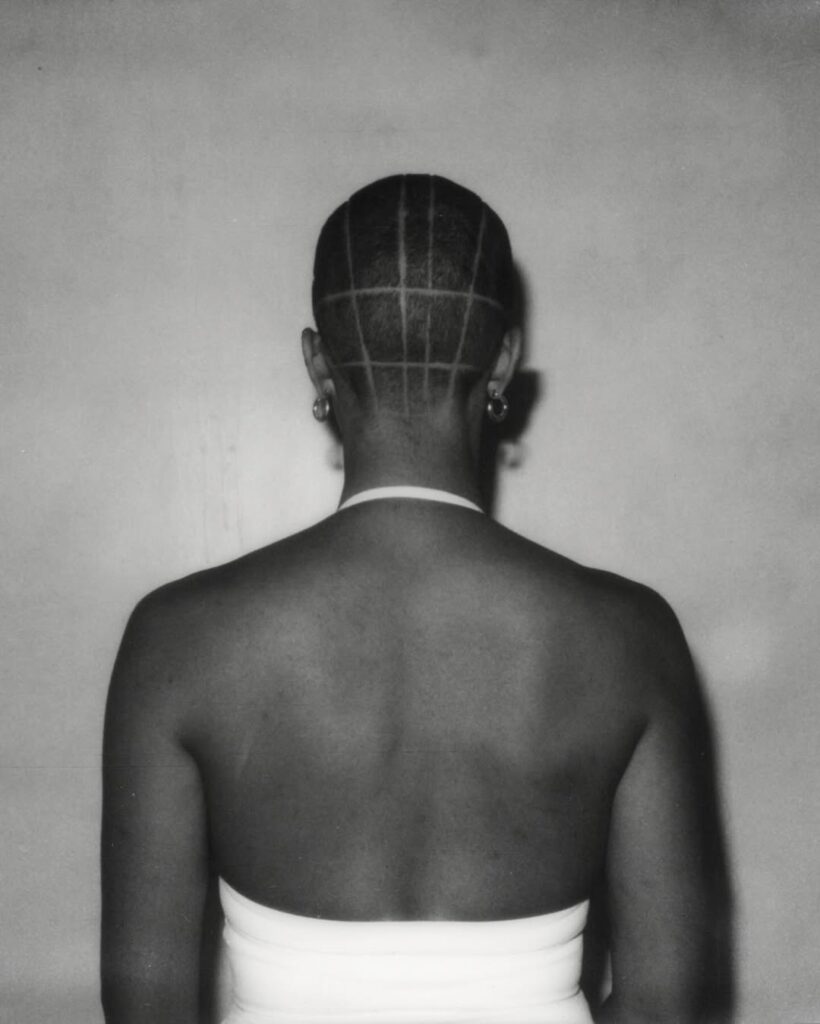 Solange je obrijala glavu i ponovo pretvorila kosu u umetnički iskaz