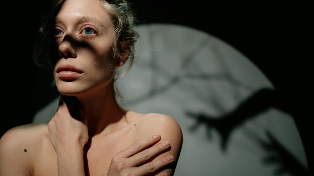 Šta je Rejuran i zašto postaje sve popularniji tretman za podočnjake