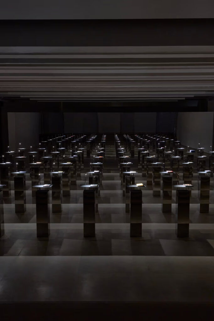 Jil Sander i Apartamento: „Reference Library“ na Milan Design Week-u