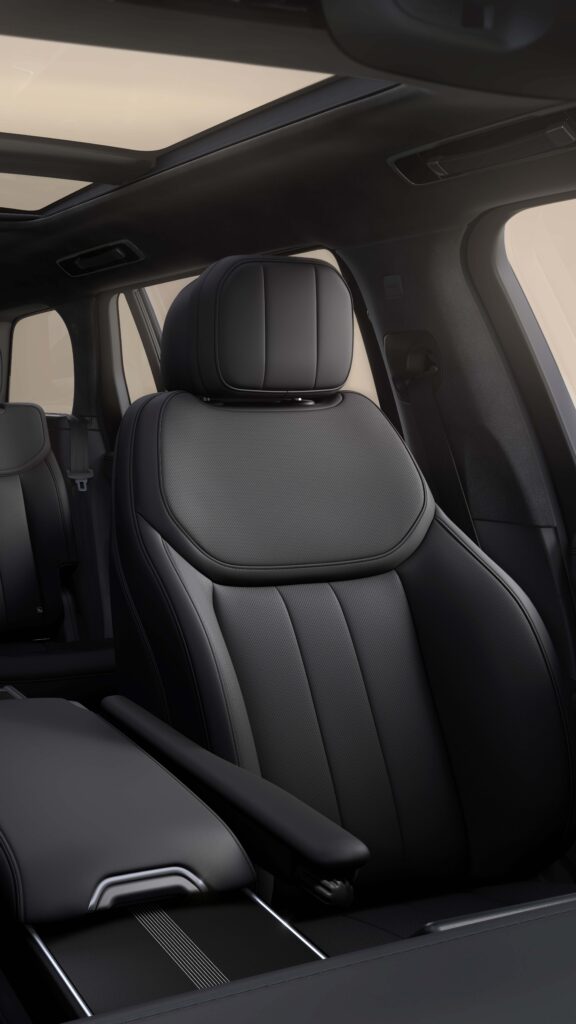 Odavanje počasti britanskom luksuzu
Range Rover predstavlja ekskluzivnu seriju izdanja inspirisanih najuticajnijim londonskim kvartovima