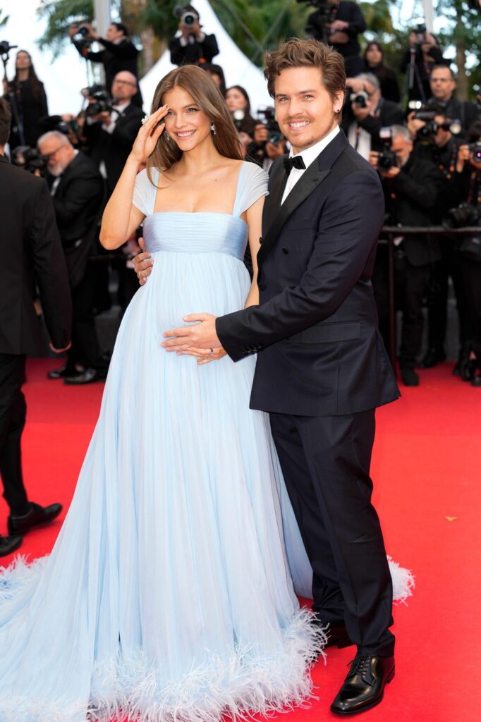 Barbara Palvin i Dylan Sprouse očekuju bebu