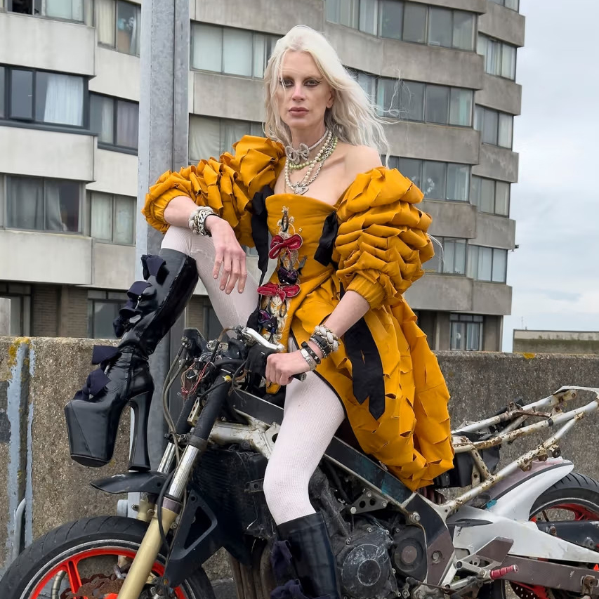 Izložba posvećena Vivienne Westwood nakitu stiže u V&A Dundee
