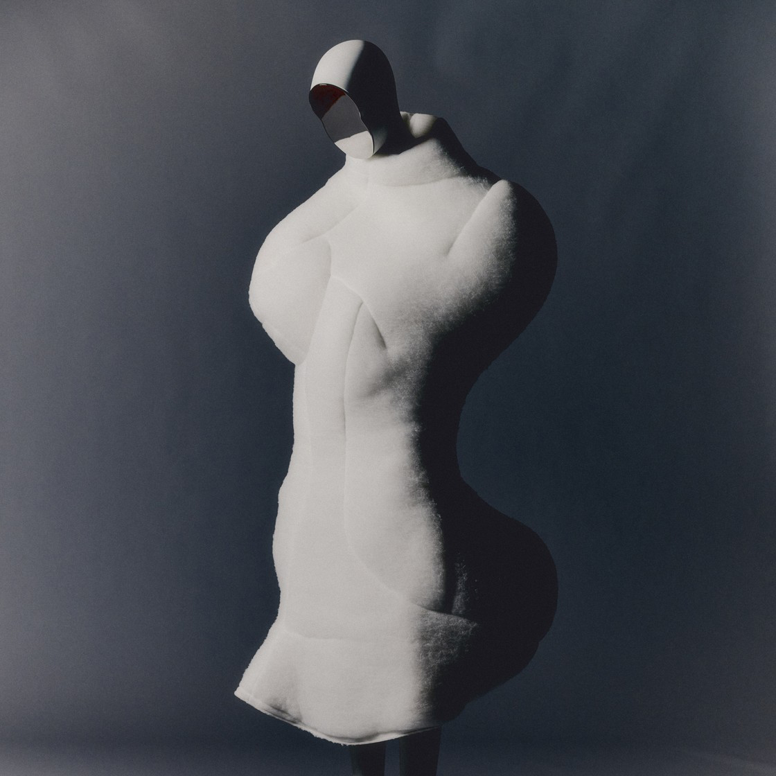 Rei Kawakubo prvi put samostalno izlaže u Njujorku