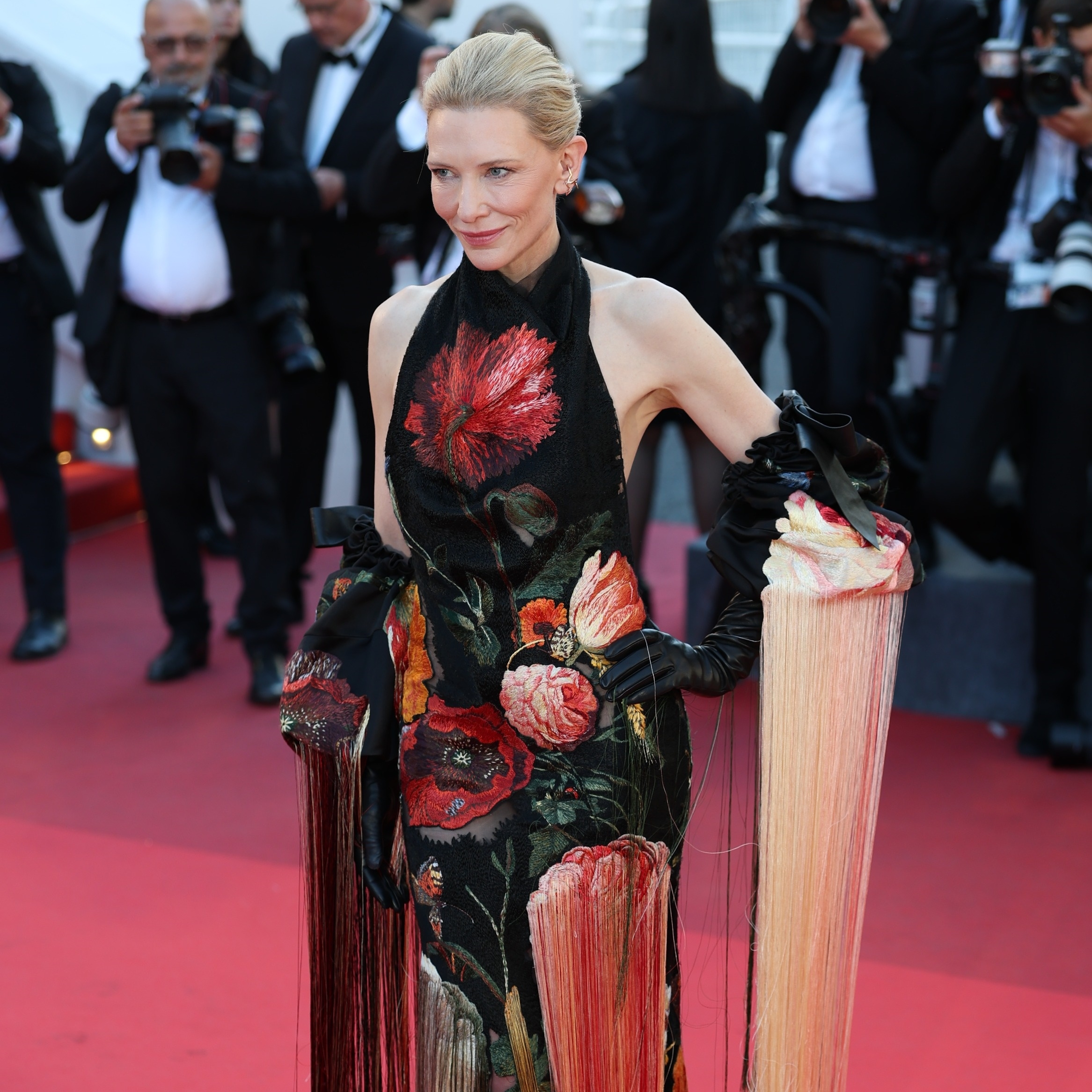Cate Blanchett u dramatičnom Givenchy izdanju