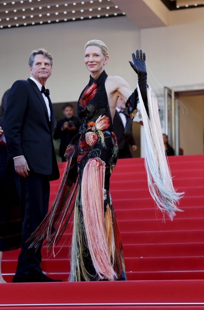 Cate Blanchett u dramatičnom Givenchy izdanju