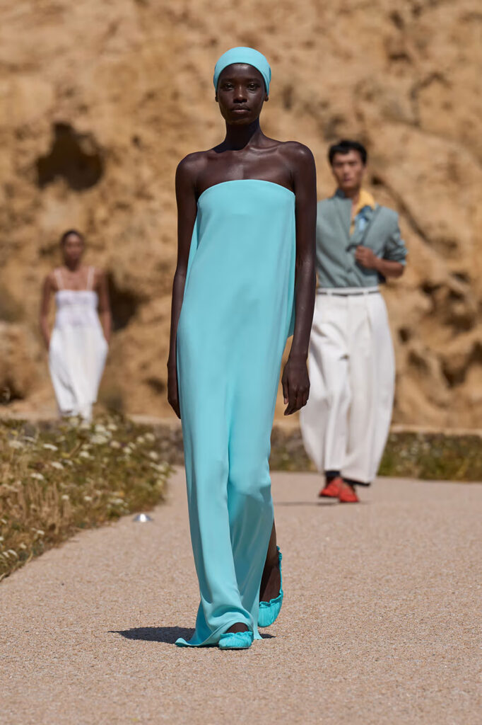 Jacquemus predstavlja kolekciju proleće/leto 2027 „Le Bonheur“ na Korzici