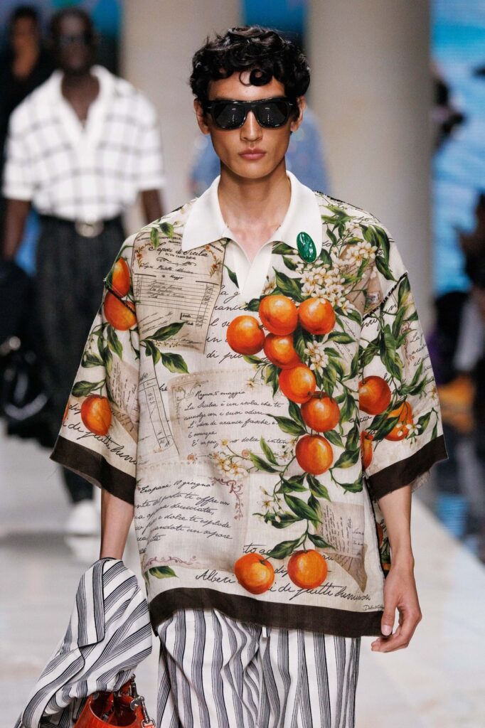 Dolce & Gabbana proleće/leto 2027. nas vodi pravo u srce Sicilije
Kolekcija„Sicilian Holidays“ bila je svojevrsno modno razgledanje najlepših delova Mediterana