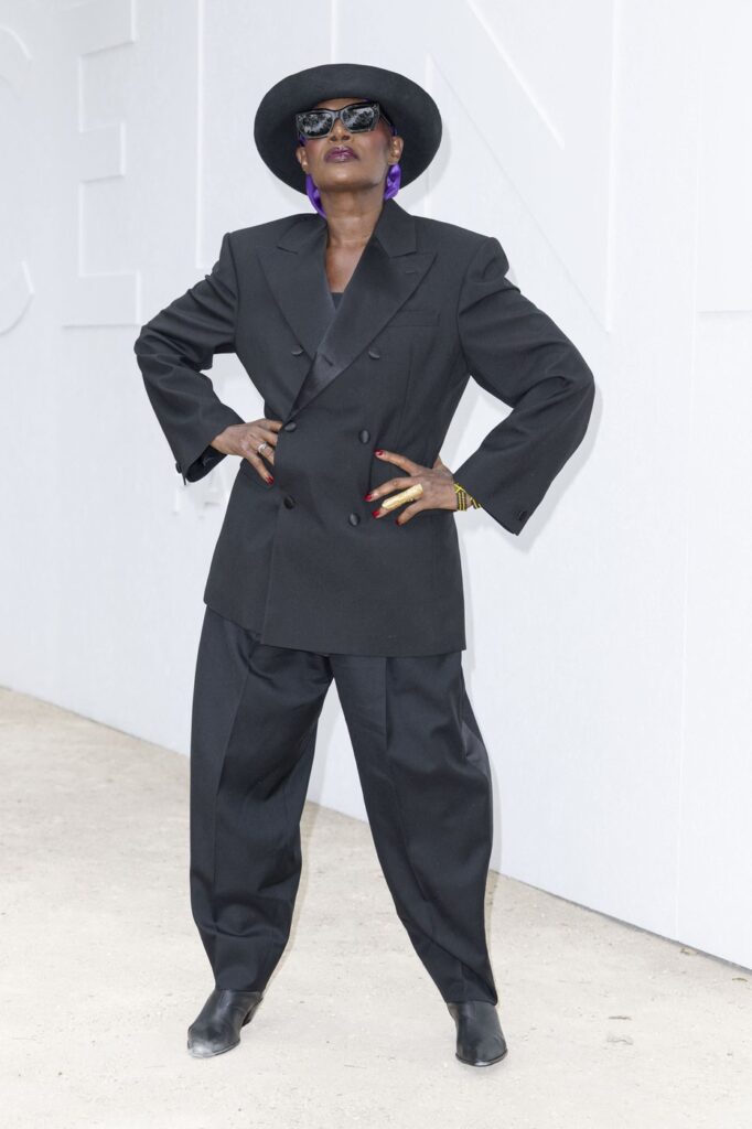 Grace Jones zasenila novu Celine kolekciju u Parizu