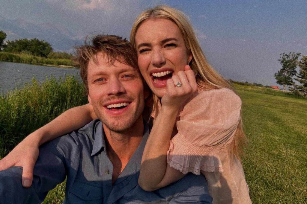 Emma Roberts i Cody John venčali su se na bajkovitoj ceremoniji
Diskretno, daleko od holivudskog glamura i uz venčanicu kuće Monique Lhuillier