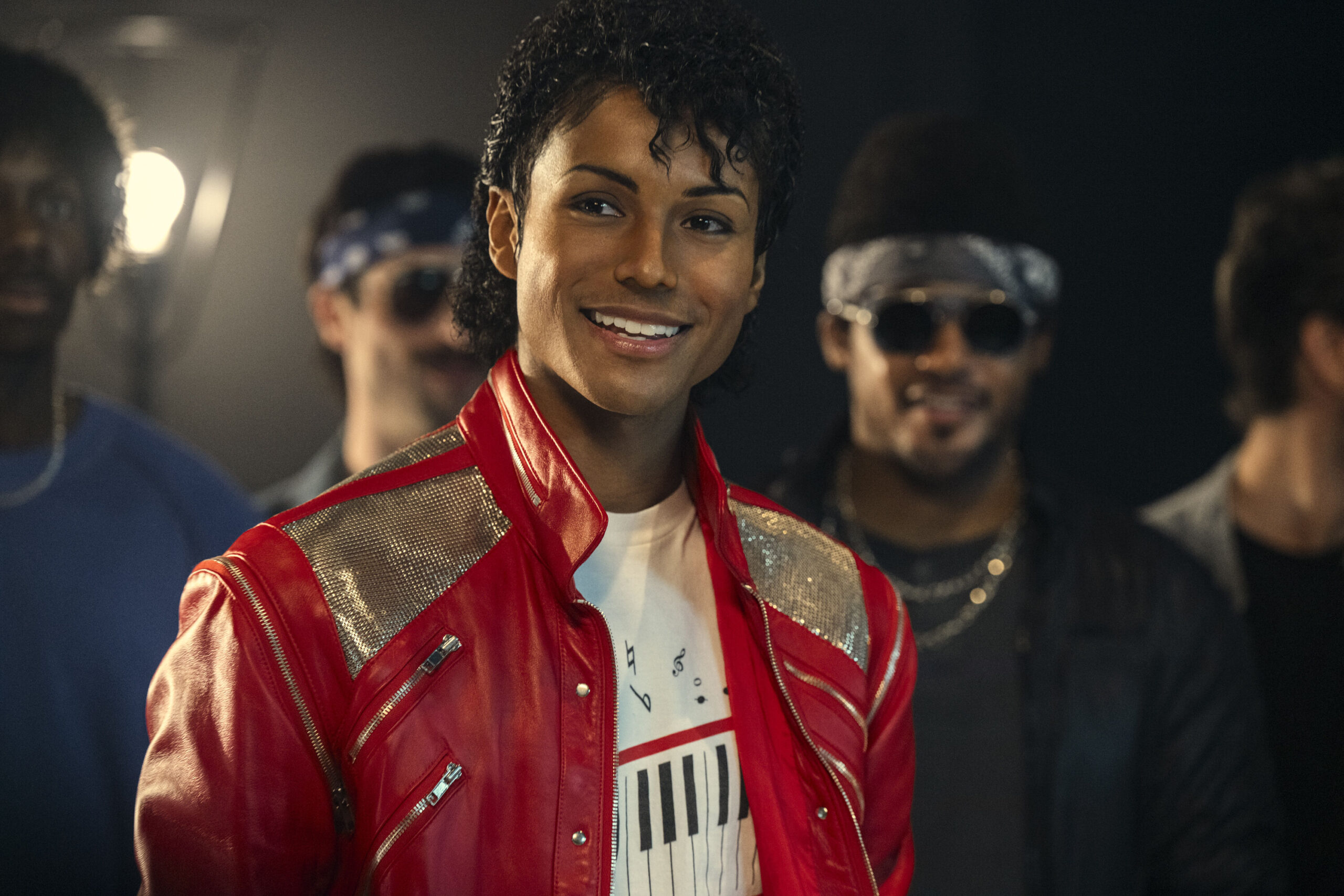 Biografski film Michael o Michaelu Jacksonu od 10. avgusta stiže na streaming platformu Starz, nakon rekordnog bioskopskog uspeha.