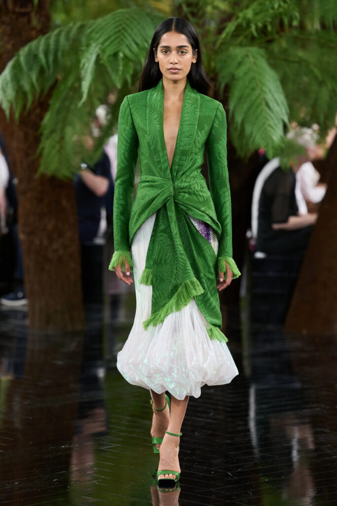 Zelena senka je novi beauty trend koji stiže sa Dior Couture piste