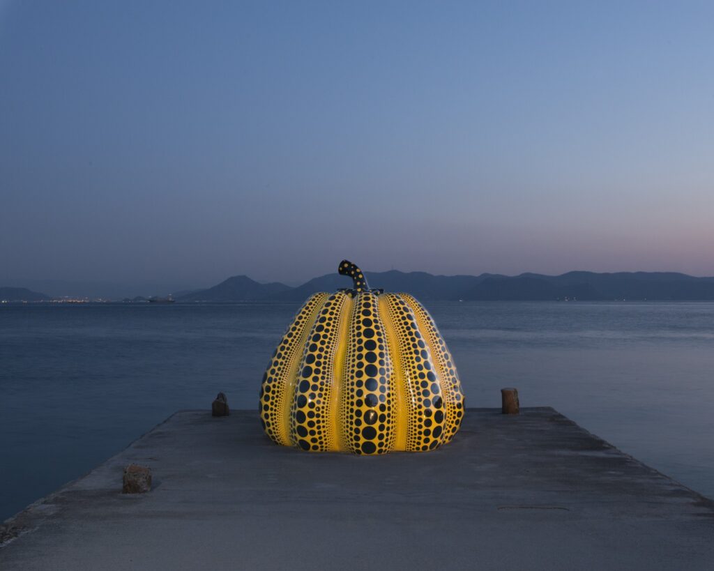 Yayoi Kusama: Život u tačkama, ogledalima i beskraju